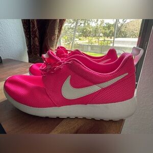 Nike Pink and White Sneakers Roshe Style